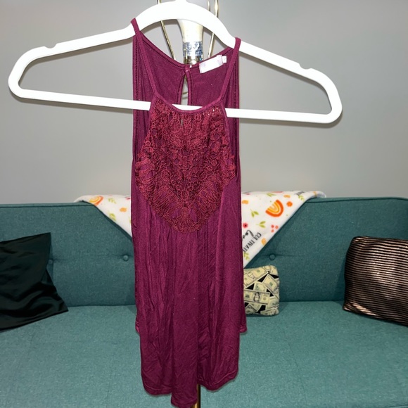 Red Lace Tank Top - Picture 4 of 4